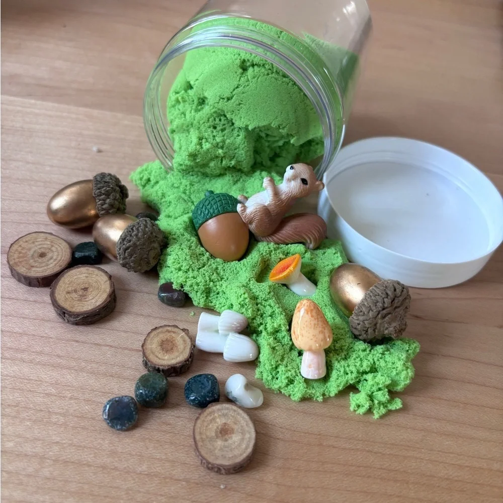 Forest Squirrel Themed Kinetic Sand Jar